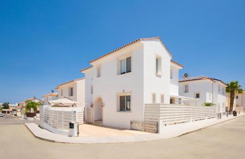 Pernera Villa | Villa Blue Sky