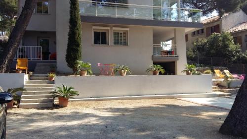 Cassis Apartment | Villa Bobnell
