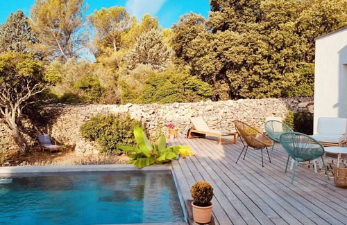 Les 3 Ponts Villa | Villa Bohème Avec Piscine Dans la Garrigue Proche d ' Uzès