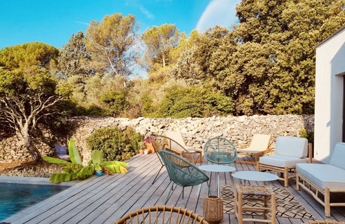 Les 3 Ponts Villa | Villa Bohème Avec Piscine Dans la Garrigue Proche d ' Uzès