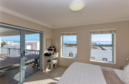 Paradise Beach House | Villa Boheme, Panoramic Lagoon Views, 10 Sleeper
