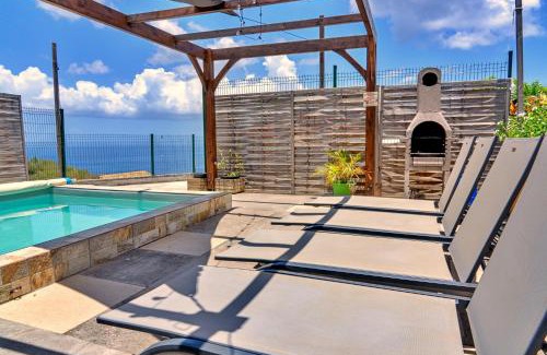 Case-Pilote House | Villa Bon manjé cosy, piscine privative & vue Mer