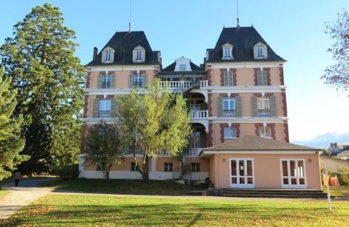 Bagneres-de-Bigorre Apartment | VILLA BONVOULOIR