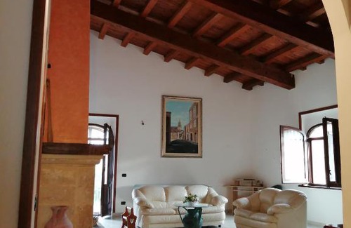 Sersale House | Villa Borda