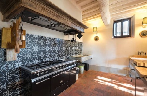 Larciano Villa | Villa 'Borgo In Montalbano By Secret Hills' with Private Pool, Wi-Fi and Air Conditioning