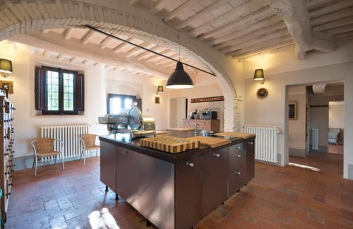 Larciano Villa | Villa 'Borgo In Montalbano By Secret Hills' with Private Pool, Wi-Fi and Air Conditioning