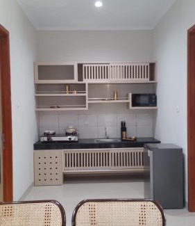 Depok Villa | Villa Bougenville Inn