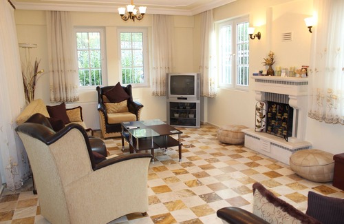 Yesiluzumlu Villa | Villa Bremar by Turkish Lettings