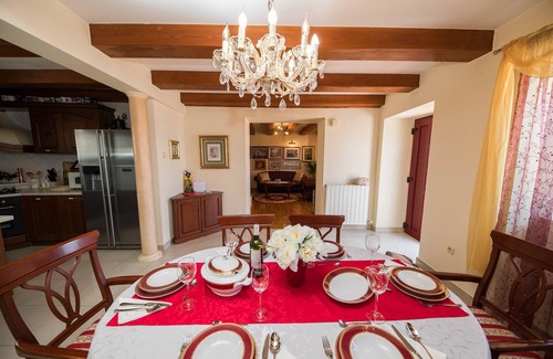 Bribir House | Villa "Bribir", Beautiful villa with pool, garden, barbecue and free Wi-Fi