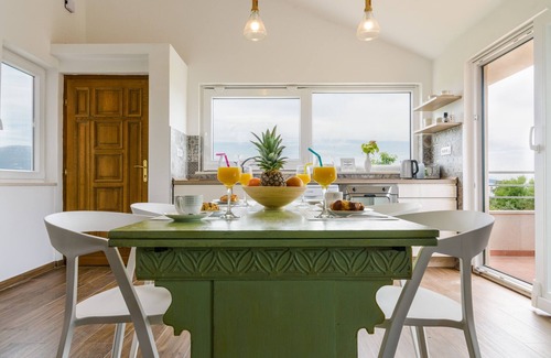Kastel Stafilic Villa | Villa Buble - Charming villa with pool near Trogir and 60 meters from sea