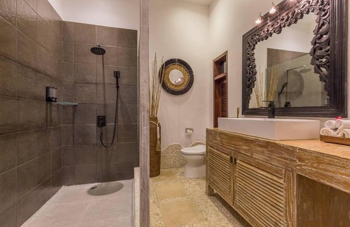 Petitenget Villa | Villa Budha 1: 4bedrs 12m Pool, 700m2 garden with BBQ