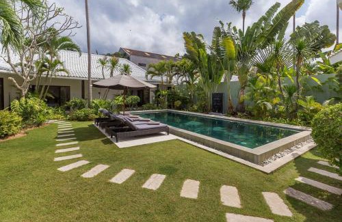 Petitenget Villa | Villa Budha 1: 4bedrs 12m Pool, 700m2 garden with BBQ