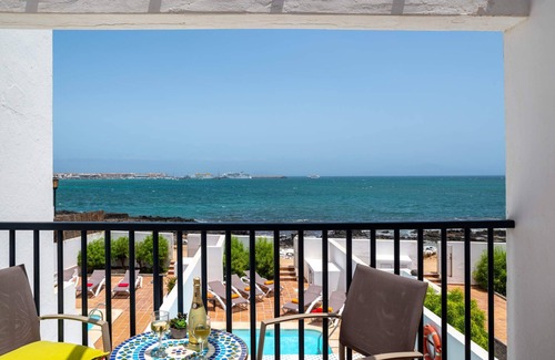 Corralejo Villa | Villa Buena Vista by Villa Plus