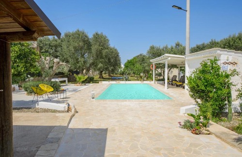 Villa Castelli Villa | Villa Bufano by Villa Plus