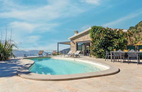Olmeto Villa | Villa 'Bumortu' with Sea View, Wi-Fi and Air Conditioning