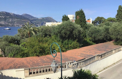 Saint-Jean-Cap-Ferrat Villa | Villa by the sea in St Jean Cap Ferrat