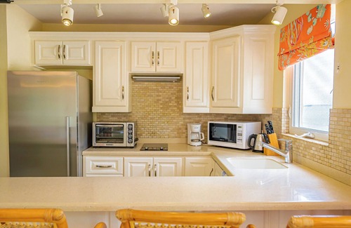 St. John's Apartment | Villa by the sea