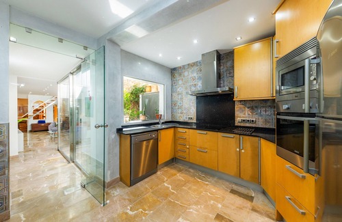 Alcudia Villa | Villa 'Ca Sa Pradina' with Private Terrace, Wi-Fi and Air Conditioning