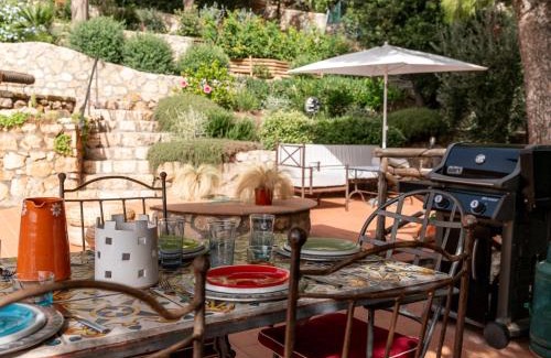 Cala Piccola Villa | Villa Cala Piccola by Interhome
