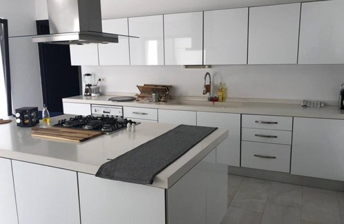 Tassoultante Villa | villa California By J&J