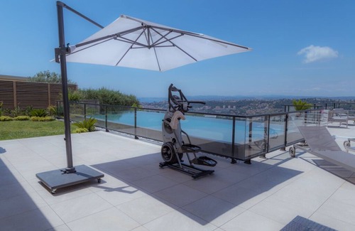 Saint-Isidore House | Villa Californienne-magnifique vue mer et Montagne