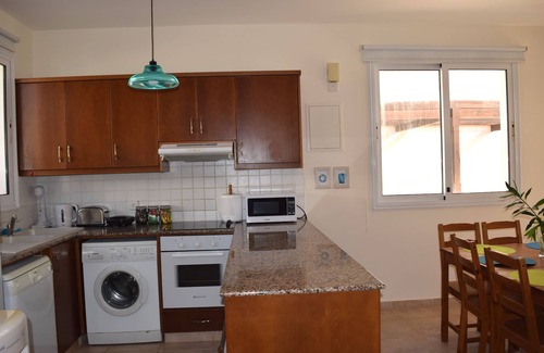 Ayia Thekla Villa | Villa Calm: 3-bedroom, 100m from beach
