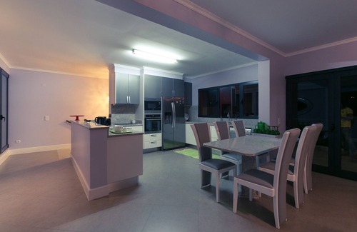 Calheta Villa | Villa Camacho V - Luxurious Villa Located Directly On The Beach