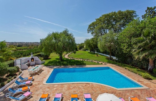 Almancil Villa | Villa Caminho by Villa Plus
