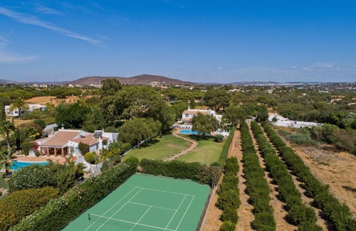 Almancil Villa | Villa Caminho by Villa Plus