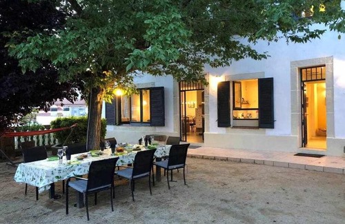 Arenys de Munt Villa | Villa Can Co