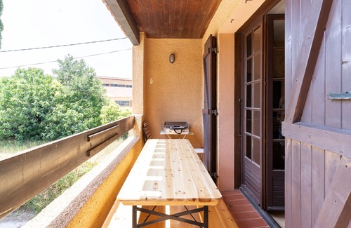 Vinca House | Villa Canigou - Three Bedroom House, Sleeps 6