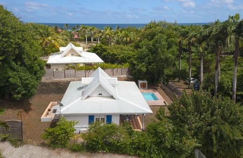 Le Francois House | Villa CAP EST le François Location Martinique Piscine 3 Chambres