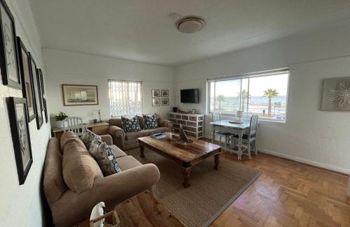 Mouille Point Apartment | Villa Capri
