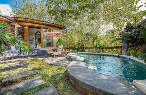 Pecatu Villa | Villa Capung Padang Padang