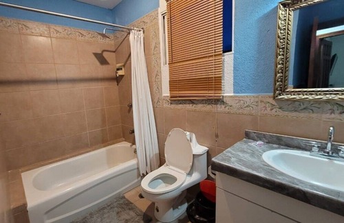 Corozal House | Villa Caribeña La ceiba Honduras