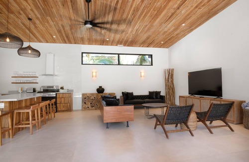 Nosara Villa | Villa Carmelina 4 bdrm Villa - 5 min walk to Guiones Beach