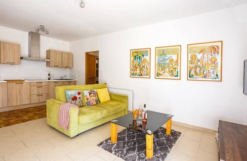 Thezan-les-Beziers Villa | Villa Caroline by Villa Plus
