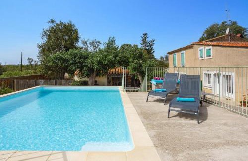 Thezan-les-Beziers Villa | Villa Caroline by Villa Plus