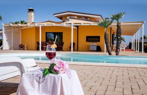 Racale Villa | Villa Carrino by MMega