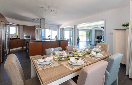 Bisento Villa | Villa Caruso With Private Pool and Spectaculair sea View 2 Minutes From Beach