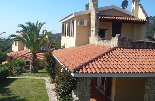 Eden Rock Villa | Villa Casanova