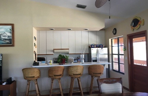 Marathon House | Villa Casa Cayo.Ocean Side Canal Sombrero Beach Area