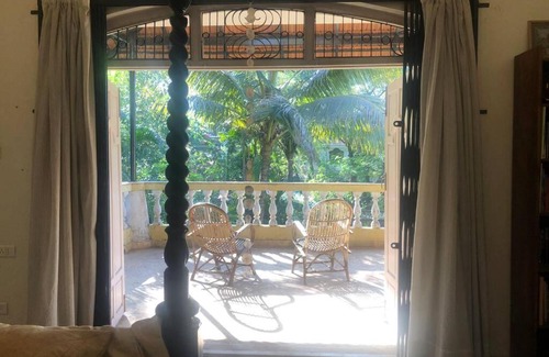 Benaulim Villa | Villa Casa Champa, Art retreat with fast WIFI