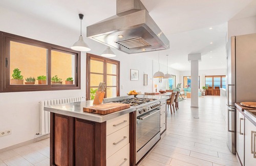 Puerto de Soller Villa | Villa 'Casa del Puerto' with Sea View, Pool & Wi-Fi