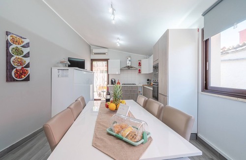 Carrozziere Villa | Villa 'Casa Helios Con Idromassaggio' with Private Terrace, Wi-Fi and Air Conditioning