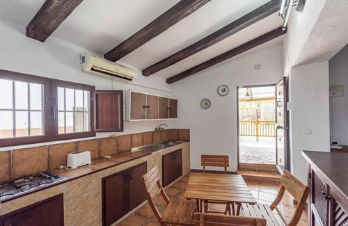 Moron de la Frontera House | Villa "Casa Rural San Miguel" with Pool & Wi-Fi