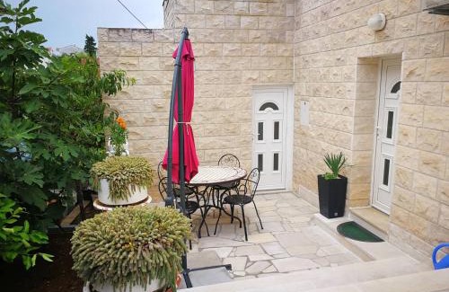 Supetar Apartment | Villa CasaBlanca
