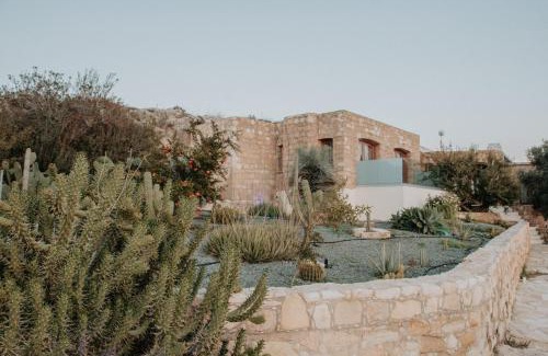 Pegeia Villa | Villa Castle Rock