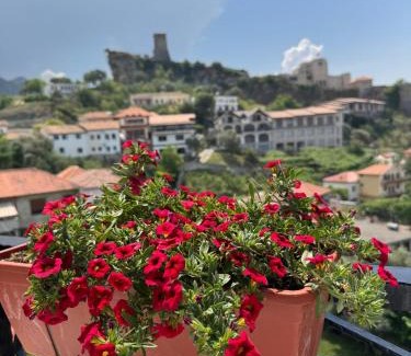 Kruje Hotel | Villa Castriota