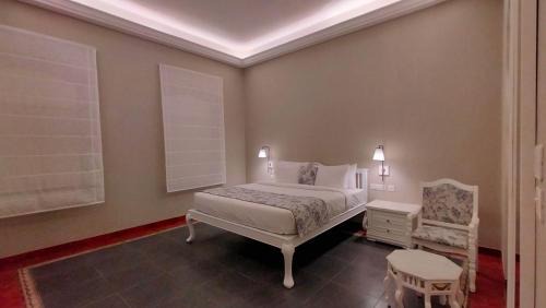 White Town Hotel | Villa Cavi